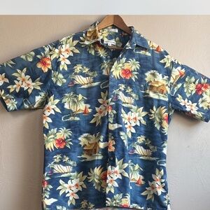 Pierre Cardin Vintage Blue Floral Hawaiian Shirt
Sz L. 100%Cotton. Made in Korea
